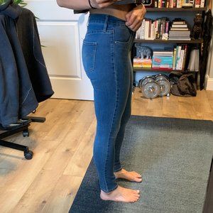 Levi's 311 shaping skinny jeans
